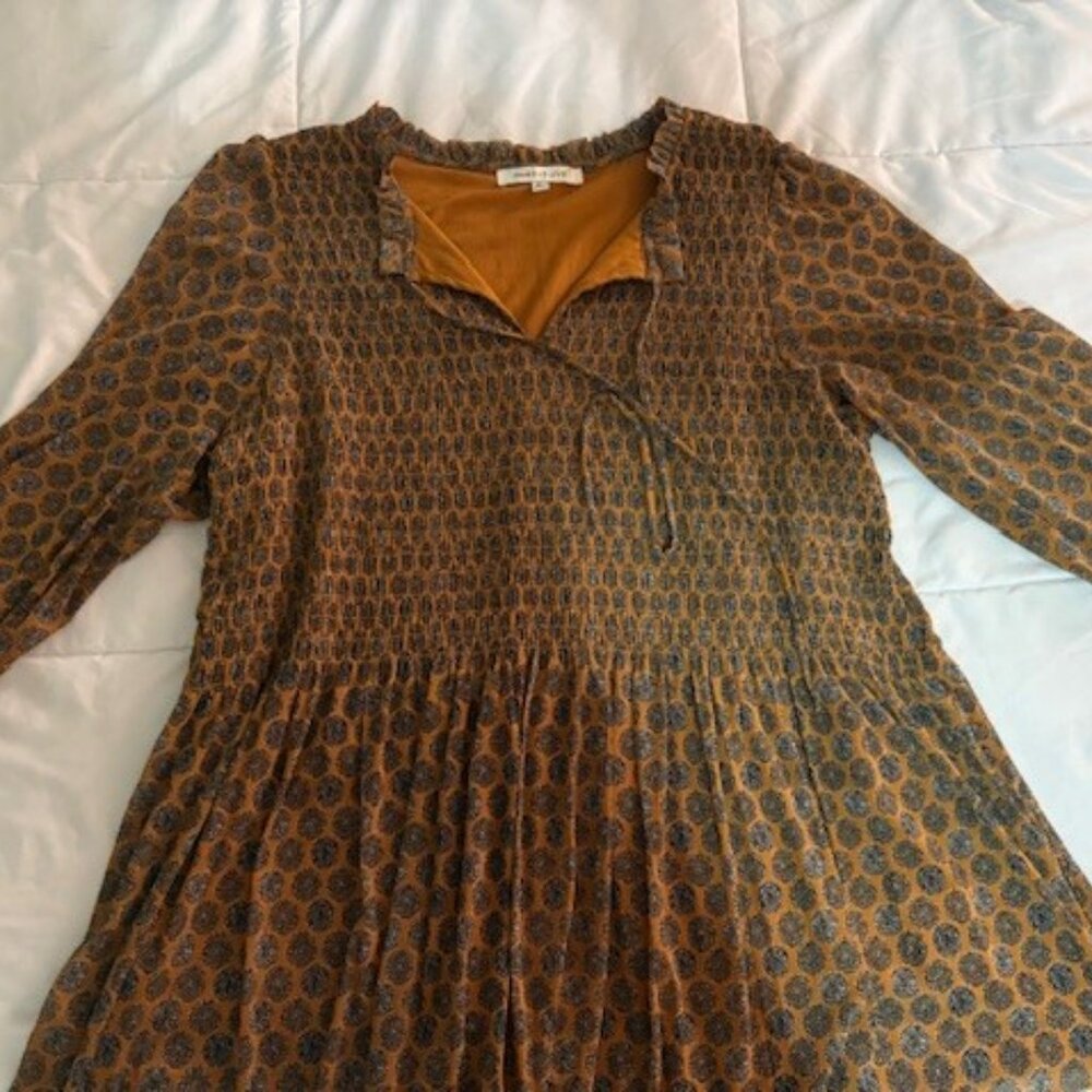 Caramel blouse with long sleeves